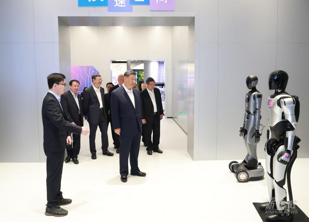 习近平总书记到上海调研，星空xingkong代表具身智能行业汇报进展